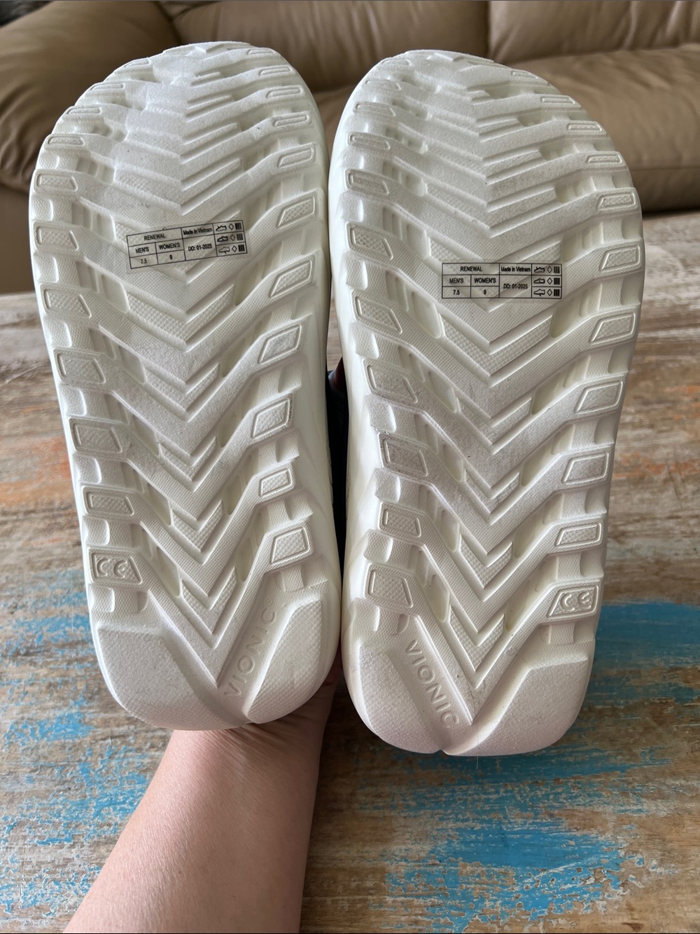 Vionic Rejuvenate Recovery Slide Sandal Size 9 - Picture 11 of 12